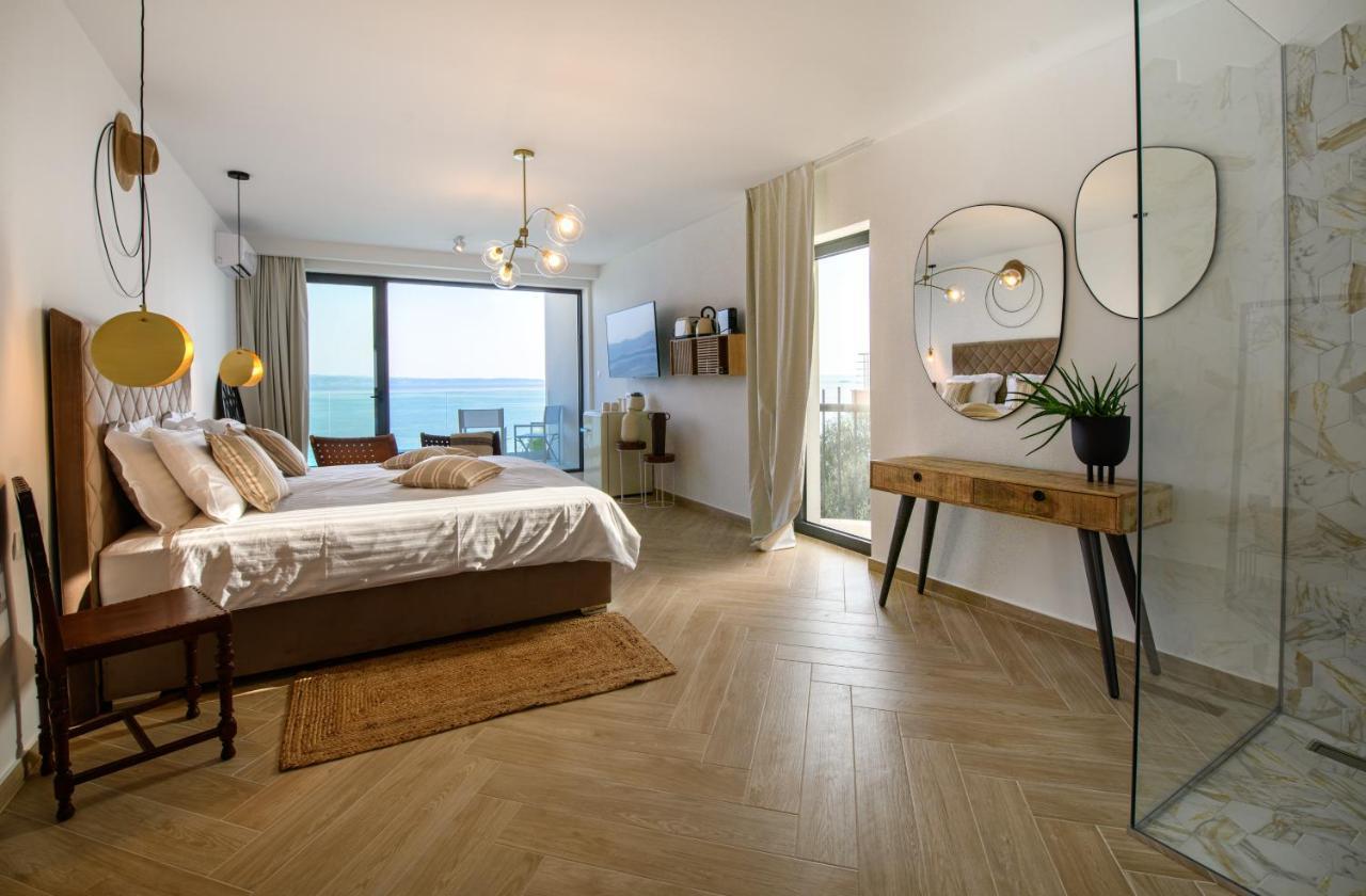Gallery Luxury Suites & Rooms-Only Adults Сплит Екстериор снимка