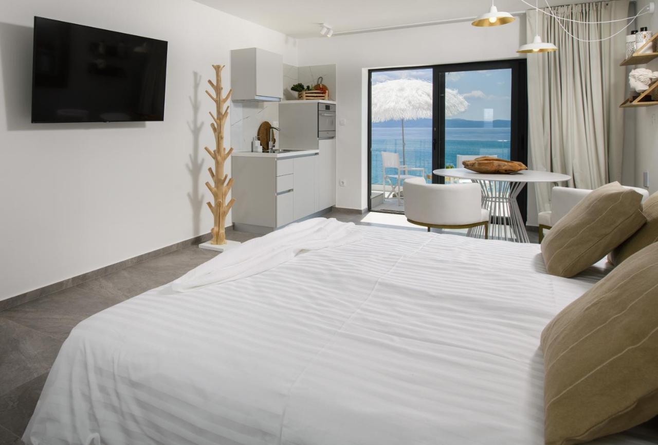 Gallery Luxury Suites & Rooms-Only Adults Сплит Екстериор снимка