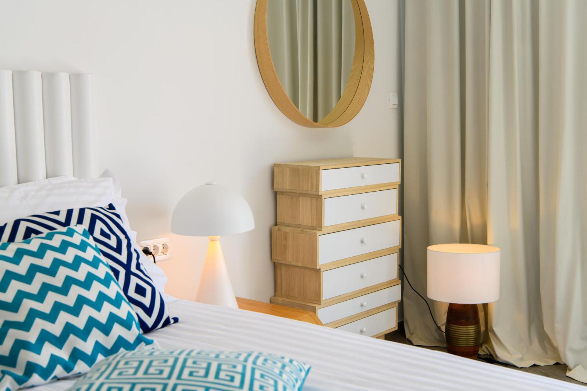 Gallery Luxury Suites & Rooms-Only Adults Сплит Екстериор снимка