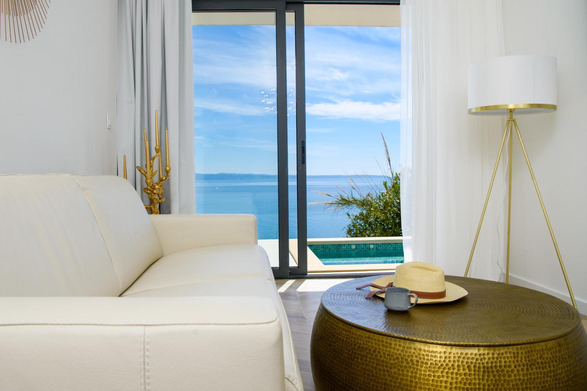 Gallery Luxury Suites & Rooms-Only Adults Сплит Екстериор снимка