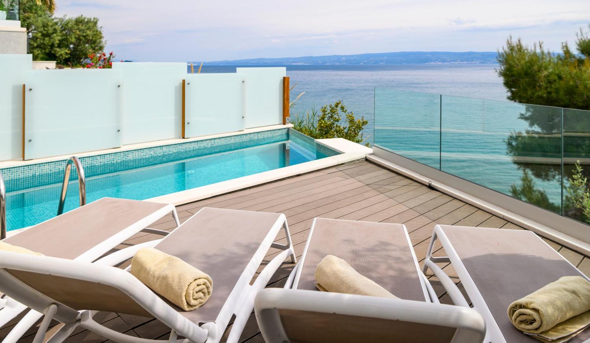 Gallery Luxury Suites & Rooms-Only Adults Сплит Екстериор снимка