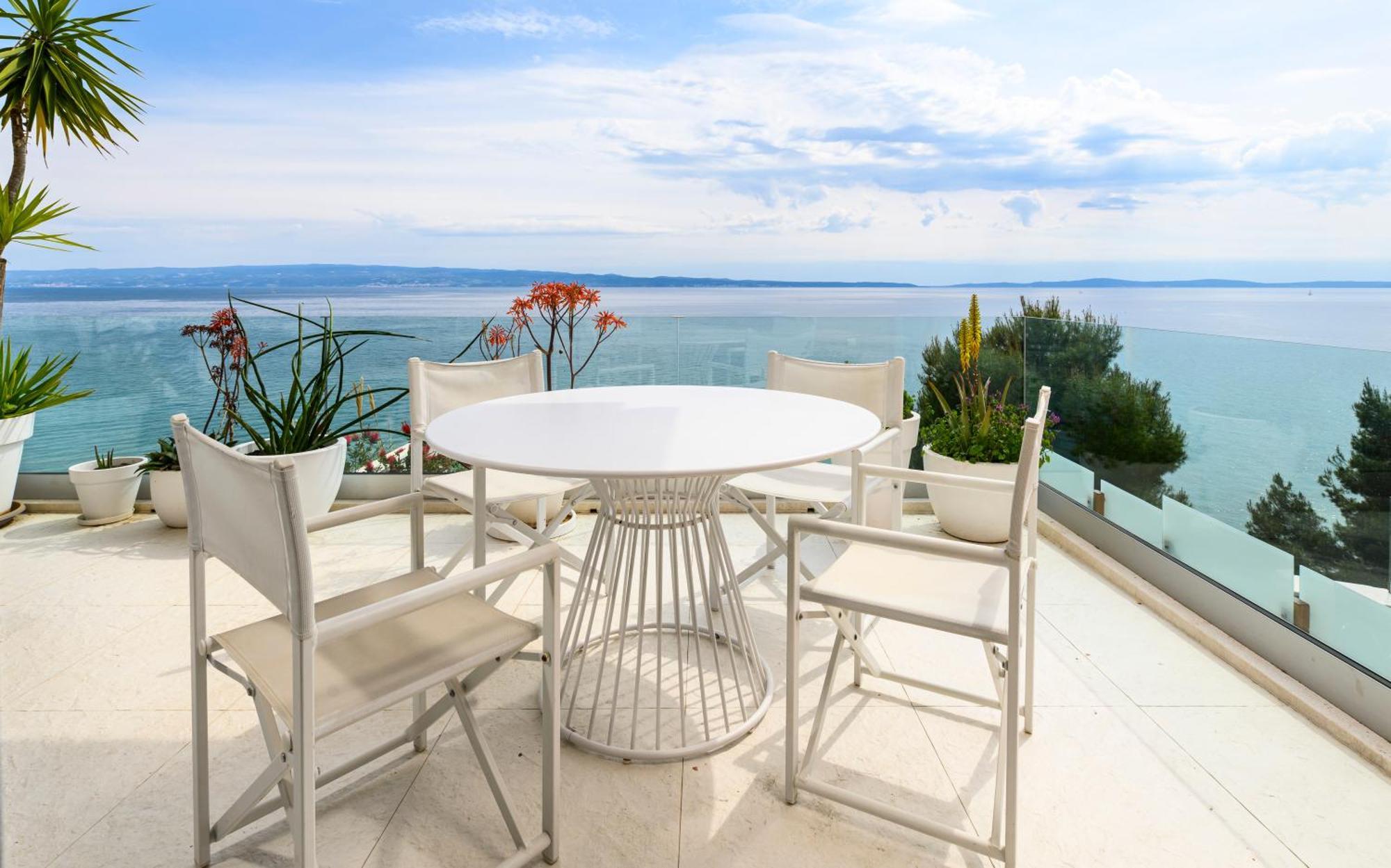 Gallery Luxury Suites & Rooms-Only Adults Сплит Екстериор снимка